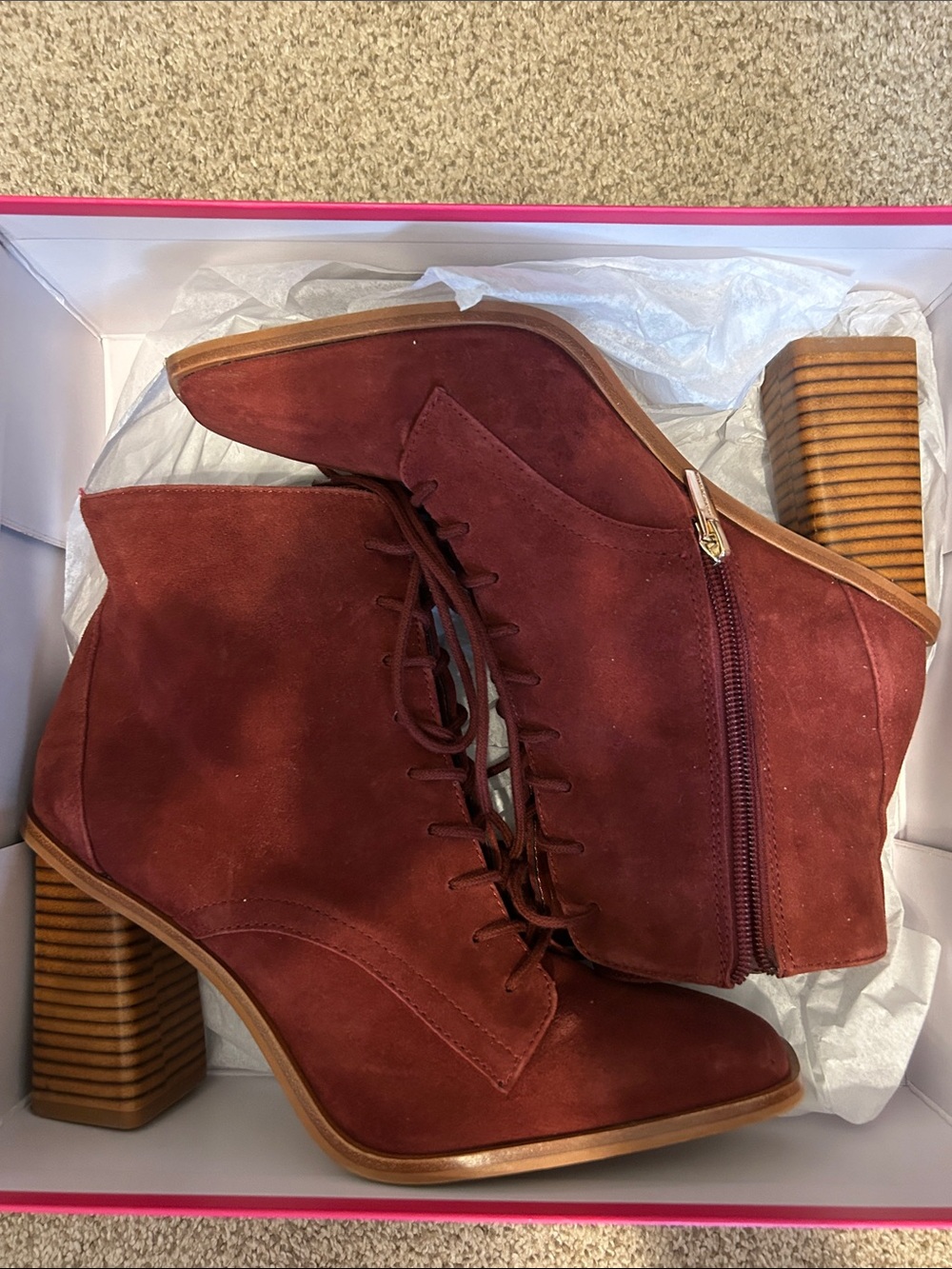 Vince Camuto Burgundy Suede Lace-Up Ankle Booties sz 8.5